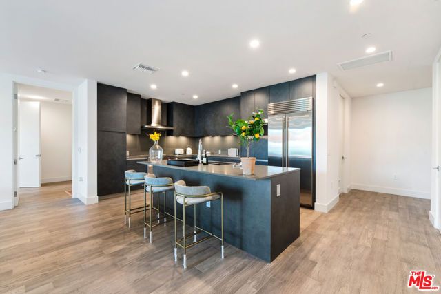 728 N Sweetzer Avenue 317, Los Angeles, CA 90069