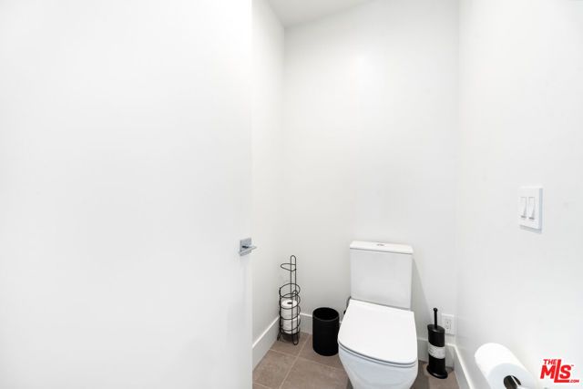 728 N Sweetzer Avenue 317, Los Angeles, CA 90069