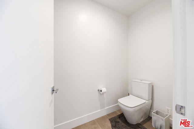 728 N Sweetzer Avenue 317, Los Angeles, CA 90069