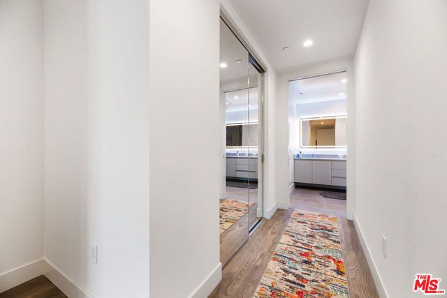 728 N Sweetzer Avenue 317, Los Angeles, CA 90069