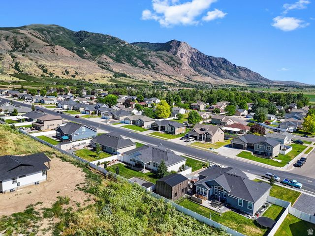 1422 W 3225 S, Perry, UT 84302
