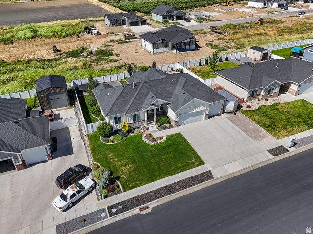 1422 W 3225 S, Perry, UT 84302