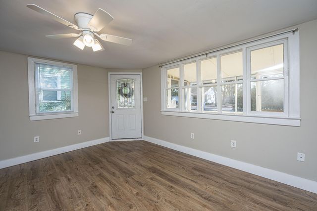 1610 Pinecrest Road, Charleston, SC 29407