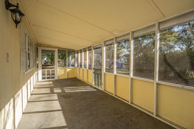 1610 Pinecrest Road, Charleston, SC 29407