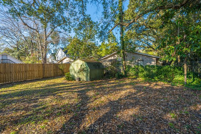 1610 Pinecrest Road, Charleston, SC 29407