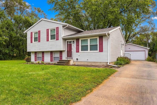 854 Cloverdale Avenue, Waterloo, IA 50703