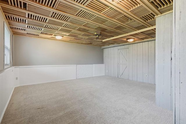854 Cloverdale Avenue, Waterloo, IA 50703