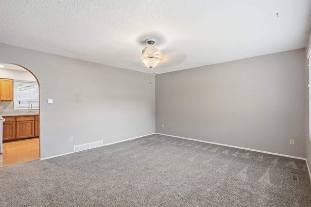 854 Cloverdale Avenue, Waterloo, IA 50703