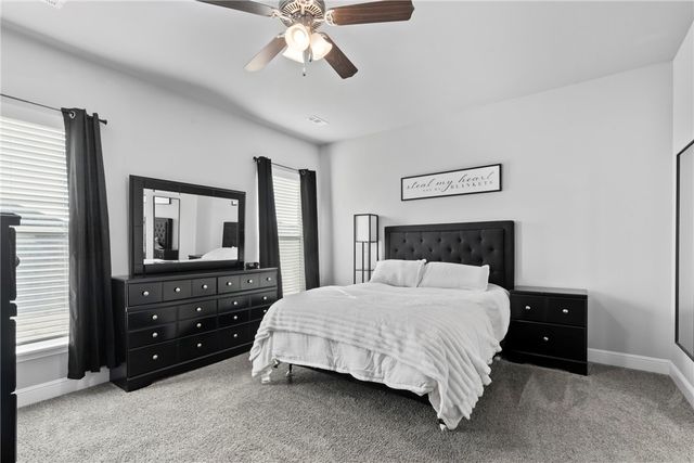 300 Post Oak Avenue, Gentry, AR 72734