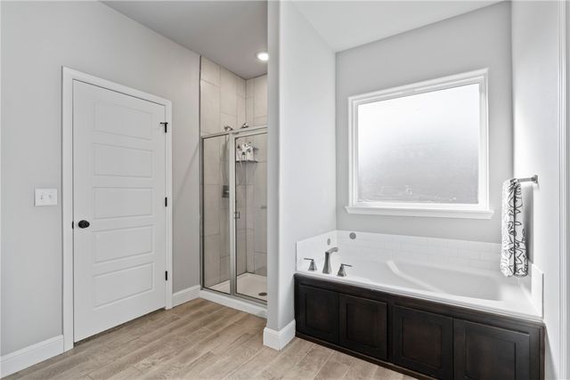 300 Post Oak Avenue, Gentry, AR 72734