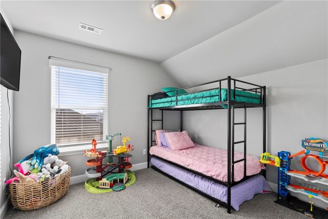 300 Post Oak Avenue, Gentry, AR 72734