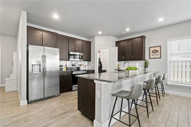 300 Post Oak Avenue, Gentry, AR 72734