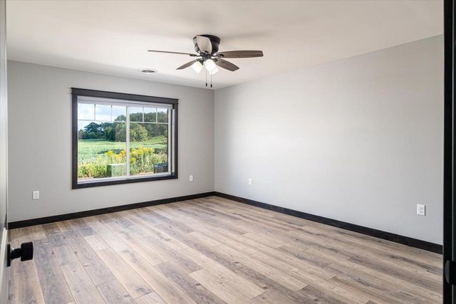 914 Silverthorne DRIVE, Viroqua, WI 54665