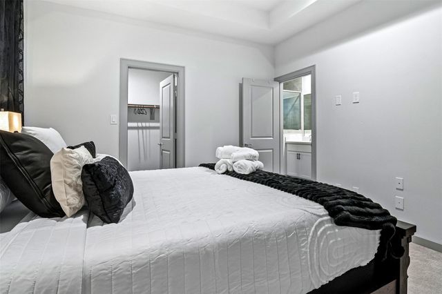 829 N Emile Street, Houston, TX 77020
