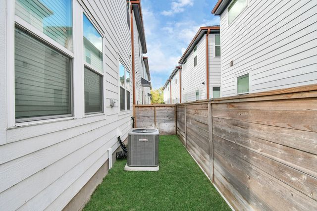 829 N Emile Street, Houston, TX 77020
