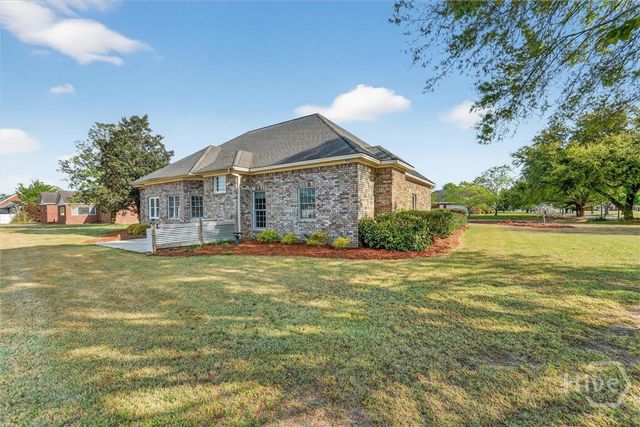 301 Flat Bush Drive, Guyton, GA 31312