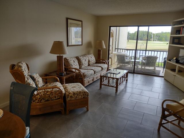 5527 NE GULFSTREAM Way, Hutchinson Island, FL 34996