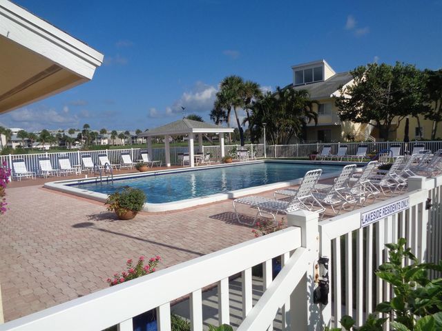 5527 NE GULFSTREAM Way, Hutchinson Island, FL 34996