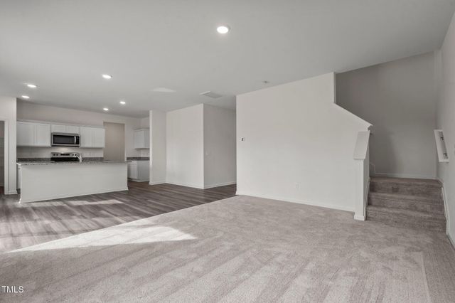 906 Embraer Way, Spring Hope, NC 27882