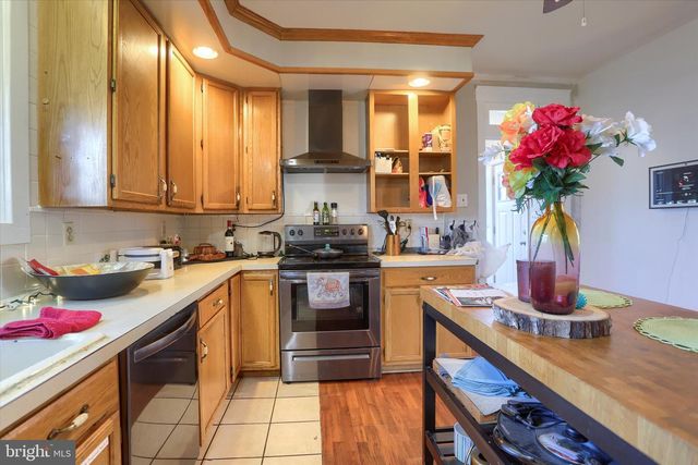 112 LEWISBERRY RD, New Cumberland, PA 17070