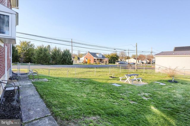 112 LEWISBERRY RD, New Cumberland, PA 17070