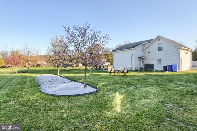 112 LEWISBERRY RD, New Cumberland, PA 17070