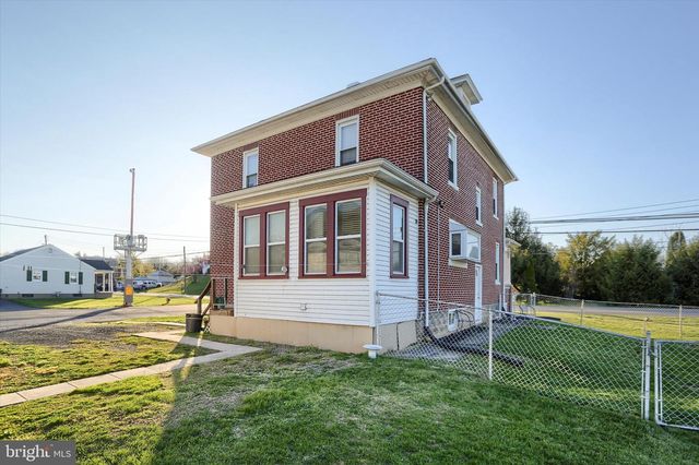 112 LEWISBERRY RD, New Cumberland, PA 17070