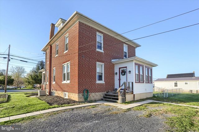 112 LEWISBERRY RD, New Cumberland, PA 17070
