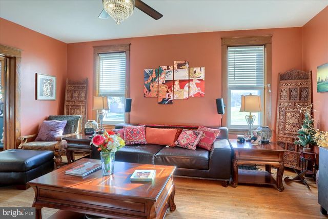 112 LEWISBERRY RD, New Cumberland, PA 17070