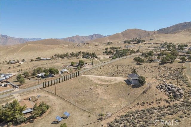 4921 Bella Vista, Weldon, CA 93283