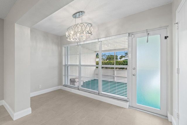 2501 Del Aire Boulevard 20-B, Delray Beach, FL 33445