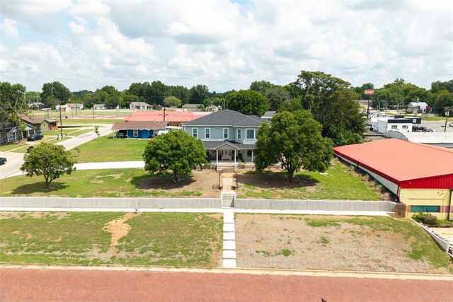 523 W Main Street, Purcell, OK 73080