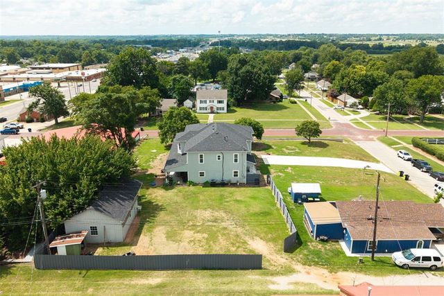 523 W Main Street, Purcell, OK 73080