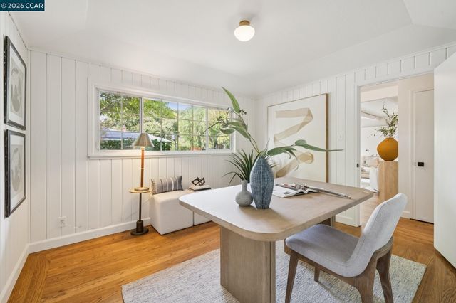130 Greenway Dr, Walnut Creek, CA 94596