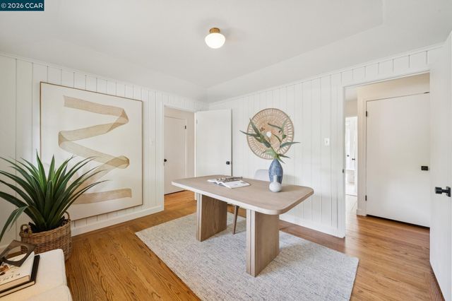 130 Greenway Dr, Walnut Creek, CA 94596