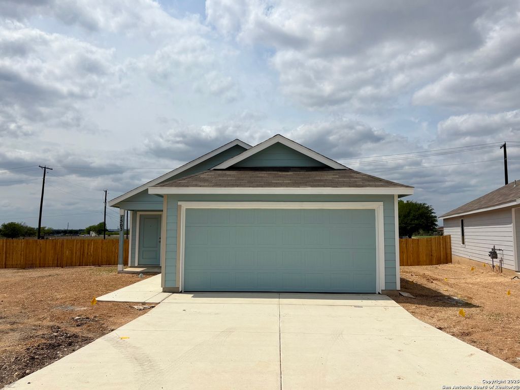 1503 Silver Creek, New Braunfels, TX 78130