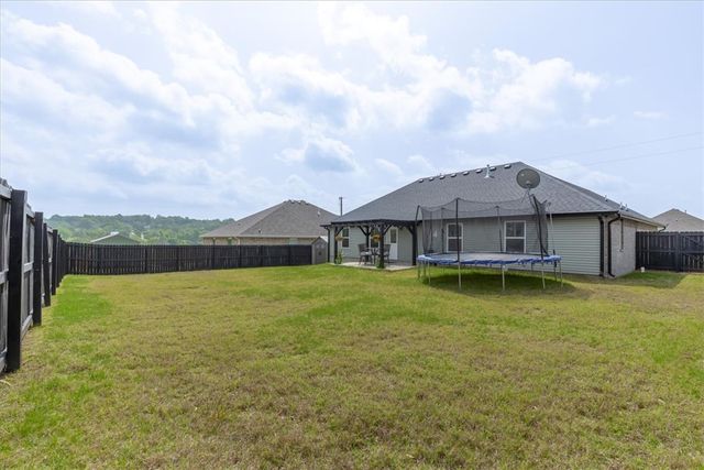 172 Brooke Street, Huntsville, AR 72740
