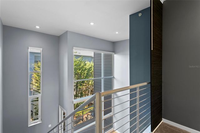 335 4TH AVENUE S, St Petersburg, FL 33701