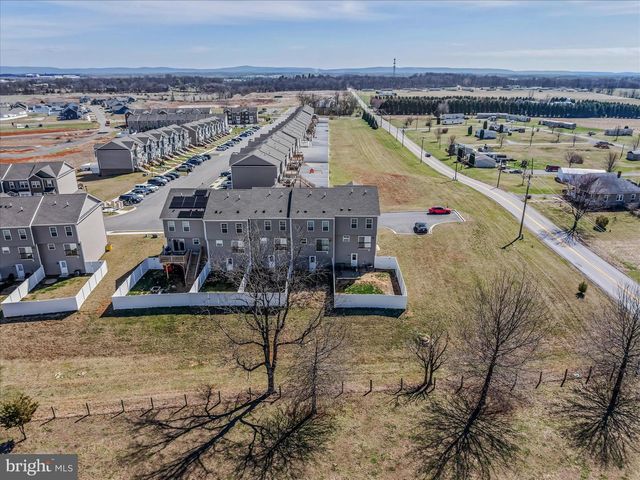 17 OLGA DR, Martinsburg, WV 25403