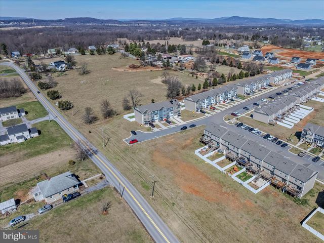 17 OLGA DR, Martinsburg, WV 25403