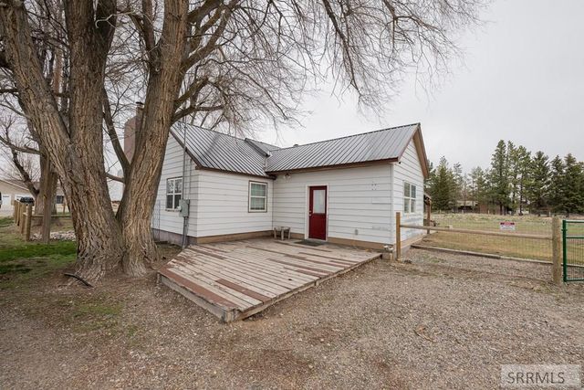 12532 N 55th E, Idaho Falls, ID 83401