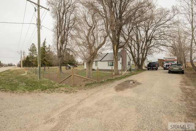 12532 N 55th E, Idaho Falls, ID 83401