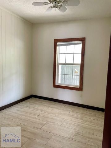 891 McDonald Street, Ludowici, GA 31316