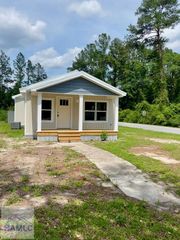 891 McDonald Street, Ludowici, GA 31316