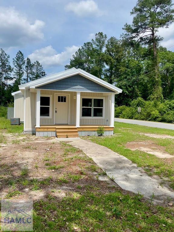 891 McDonald Street, Ludowici, GA 31316
