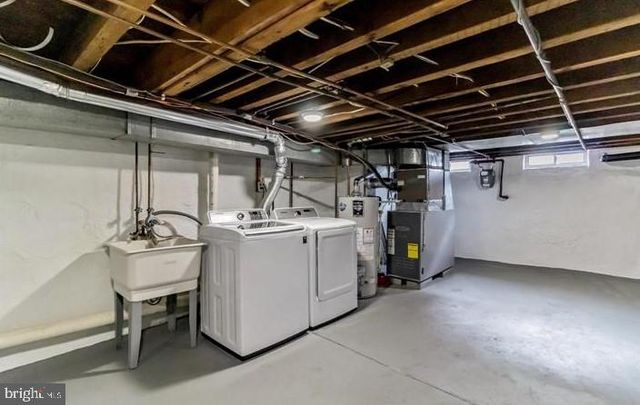 1222 S 27TH ST, Philadelphia, PA 19146