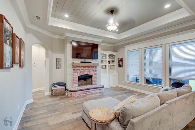 402 Halifax Circle, Benton, LA 71006