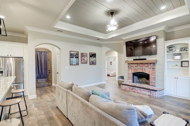 402 Halifax Circle, Benton, LA 71006