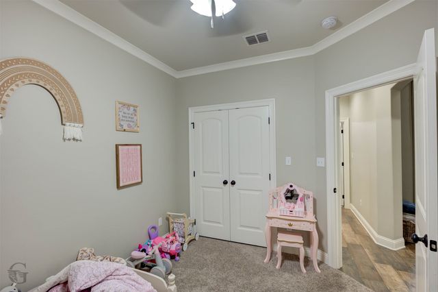 402 Halifax Circle, Benton, LA 71006