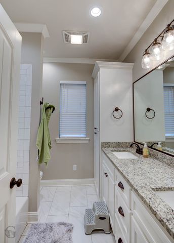 402 Halifax Circle, Benton, LA 71006